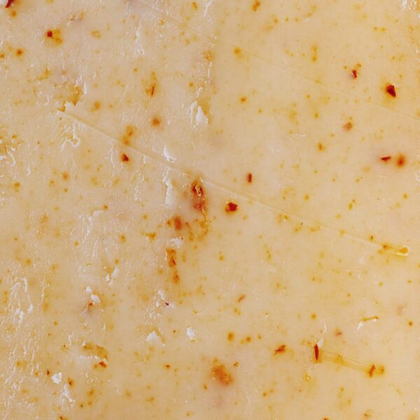 Raclette brebis au piment d'Espelette – vue 2 – La Fruitière